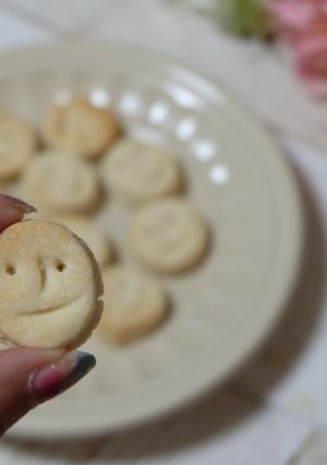 ハンサムな顔の米粉クッキー-レシピのメイン写真