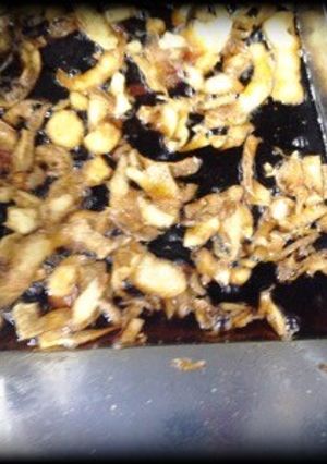 じゃがいもの皮で揚げ油を綺麗に！-レシピのメイン写真