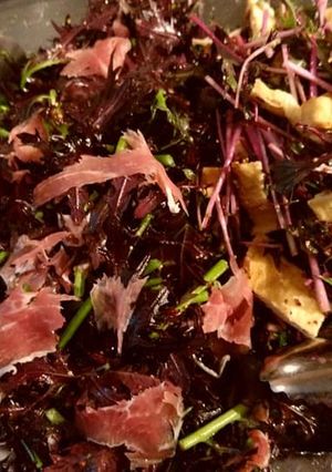 農家の食卓〜からし菜と生ハムのサラダ〜-レシピのメイン写真