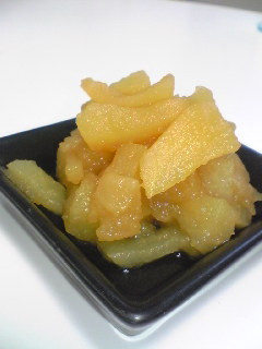 レンジ林檎だけヘルシーりんご煮(^ω^)-レシピのメイン写真