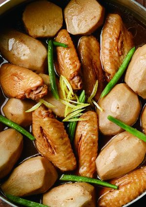 さしみ醤油の手羽先と里芋の煮物-レシピのメイン写真