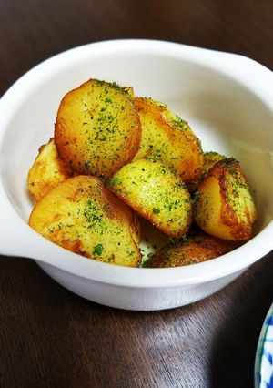 青のりが決め手！ジャガイモのカリカリ焼き-レシピのメイン写真