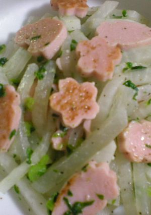 おさかなソーセージと大根の炒め物-レシピのメイン写真
