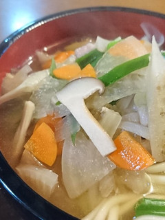 あったかい!美味しい!肉煮込みうどん-レシピのメイン写真