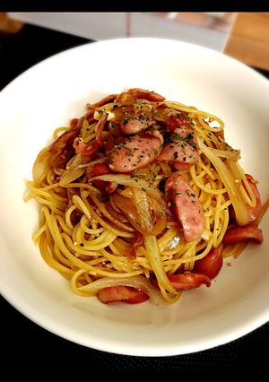 ソーセージと玉ねぎのアンチョビパスタ-レシピのメイン写真
