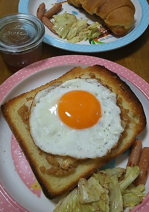 目玉焼き納豆トースト-レシピのメイン写真