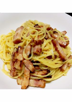 全卵と粉チーズだけ！濃厚！カルボナーラ-レシピのメイン写真