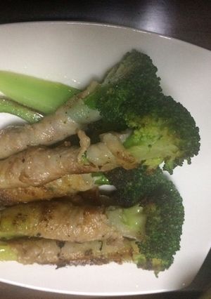 冬野菜こどもも大好きブロッコリー豚肉巻き-レシピのメイン写真