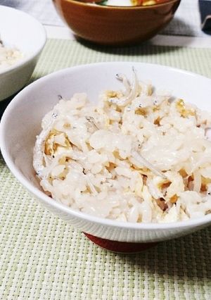 糖質OFF！白滝とじゃこの炊き込みご飯♪-レシピのメイン写真