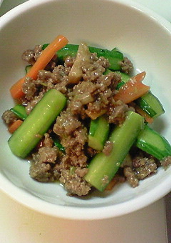 きゅうりと牛挽肉の炒め物-レシピのメイン写真