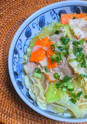 野菜たっぷりごま豆乳煮込み焼きそば-レシピのメイン写真