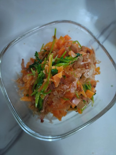 人参と豆苗のおかかマヨサラダ-レシピのメイン写真