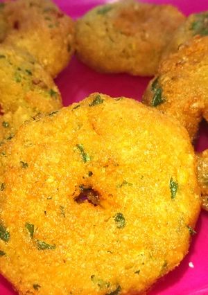 Vadai インド風甘くない豆ドーナツ-レシピのメイン写真