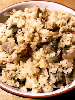 鶏肉とごぼうの炊き込みご飯-レシピのメイン写真