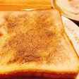 簡単振りかけるだけ♪ミルクティートースト