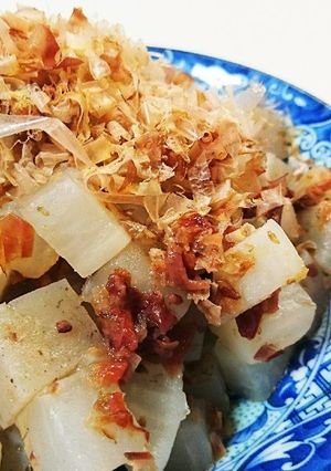 ホットでも!角切り大根の梅おかか和え☆-レシピのメイン写真