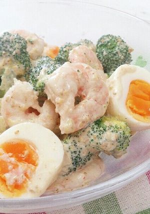 海老とブロッコリーのクリーミー胡麻サラダ-レシピのメイン写真