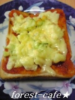 朝食に簡単ピザトースト-レシピのメイン写真