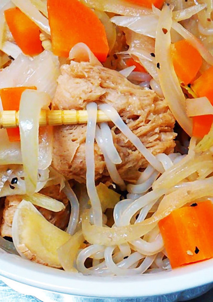 大豆ミートと人参・玉葱・しらたきの炒め物-レシピのメイン写真