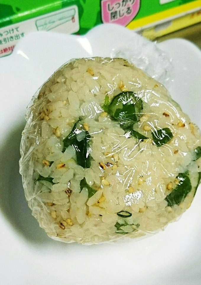 ごまとネギが美味しい簡単おにぎり-レシピのメイン写真