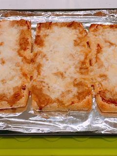 油揚げとツナマヨの、ピザ風チーズ焼き!-レシピのメイン写真