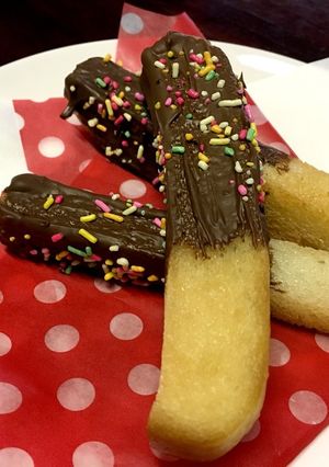手作りおやつに〜食パンチョコ棒-レシピのメイン写真