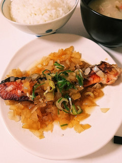 鮭の蒸し焼き 玉ねぎソース-レシピのメイン写真