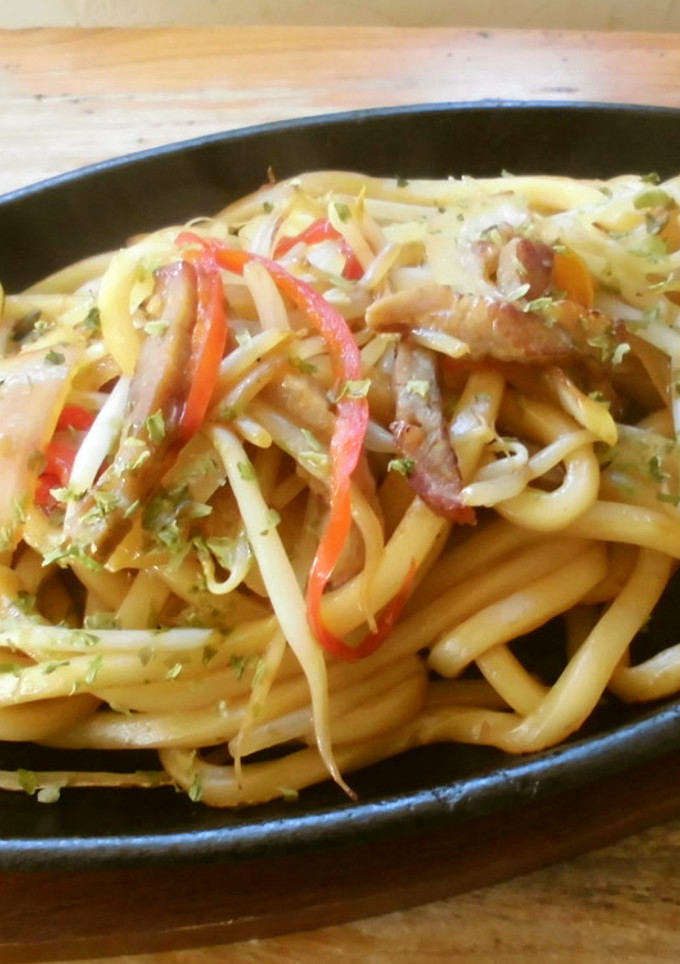 焼豚ともやしの焼きうどん♪-レシピのメイン写真
