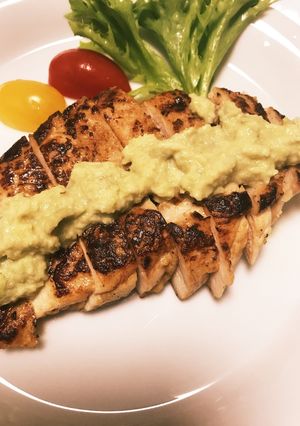 鶏むね肉★アボカドわさびのクリームソース-レシピのメイン写真