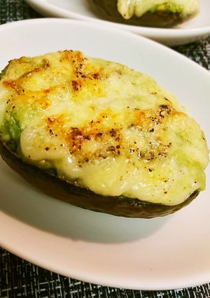 アボカドちくわチーズ焼き-レシピのメイン写真