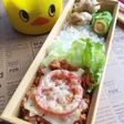 お弁当にチーズトマト
