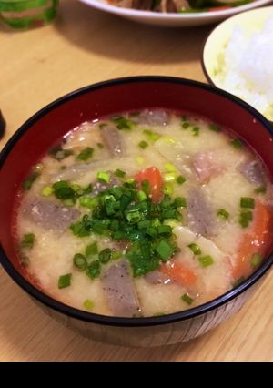 体の芯から温まる粕汁-レシピのメイン写真
