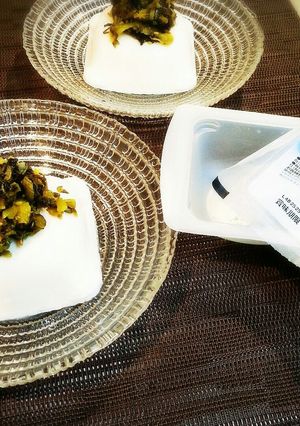 豆腐をパックからつるんと出す裏技！-レシピのメイン写真