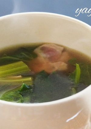 セロリの葉とベーコンのコンソメスープ-レシピのメイン写真