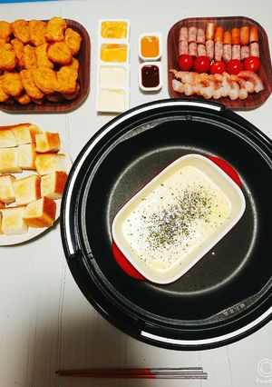 簡単♡ホットプレートチーズフォンデュ-レシピのメイン写真