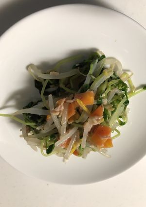 豆苗ともやしであっさりサラダ-レシピのメイン写真
