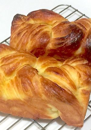 パウンド型2台分 デニッシュ食パン-レシピのメイン写真