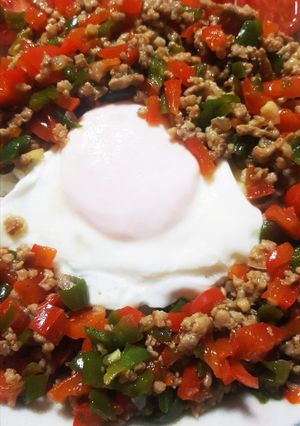 豚ひき肉のパプリカピーマン丼-レシピのメイン写真