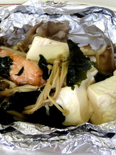 豆腐と鮭のきのこ蒸し★ごま油を入れました-レシピのメイン写真