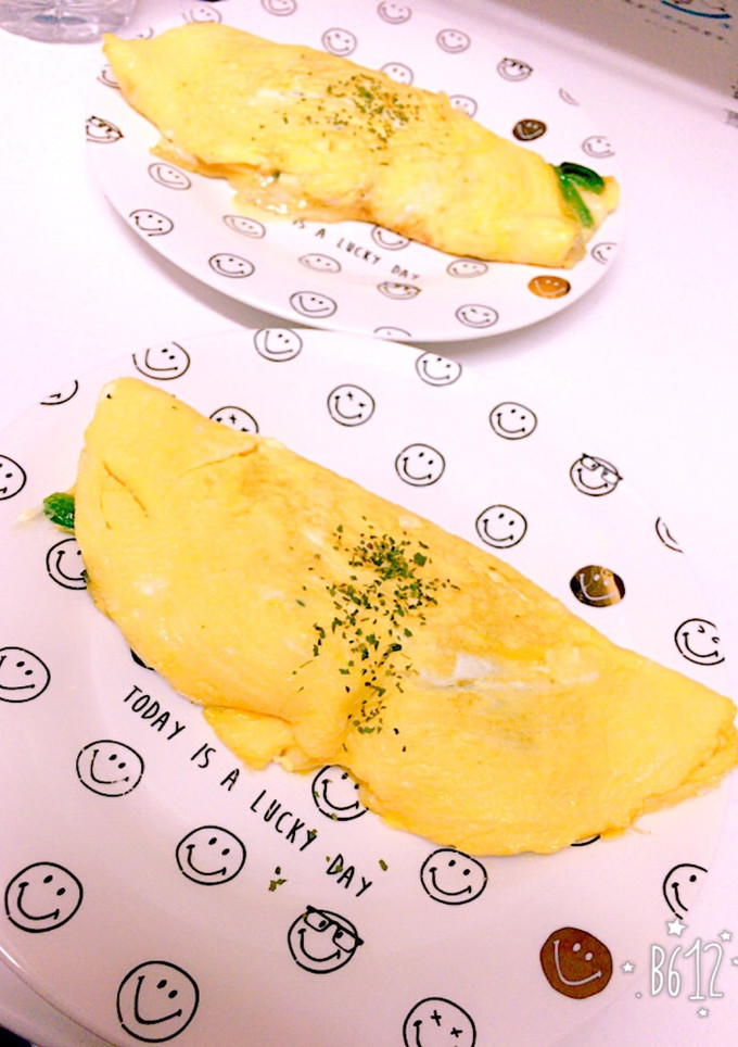 簡単☆冷凍ほうれん草でチーズオムレツ☆-レシピのメイン写真