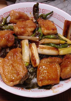 コチュジャン系の味にした我が家の「鶏丼」-レシピのメイン写真