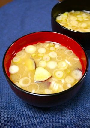 簡単！葱たっぷり☆さつまいものお味噌汁-レシピのメイン写真