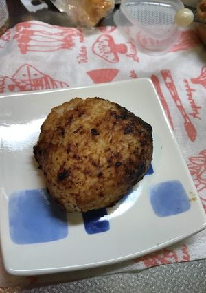 ★簡単★ピリっと辛い味噌焼きおにぎり-レシピのメイン写真