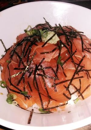 炙りサーモンのヅケ丼-レシピのメイン写真