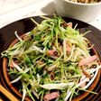 豆苗ともやしとベーコンのシャキシャキ炒め
