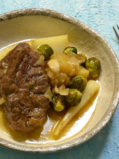 牛すね肉の煮込み-レシピのメイン写真