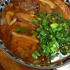 A picture of 麻辣五花肉麺線.