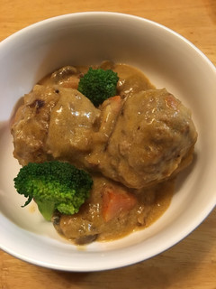 シチューオンライスで煮込みハンバーグ-レシピのメイン写真