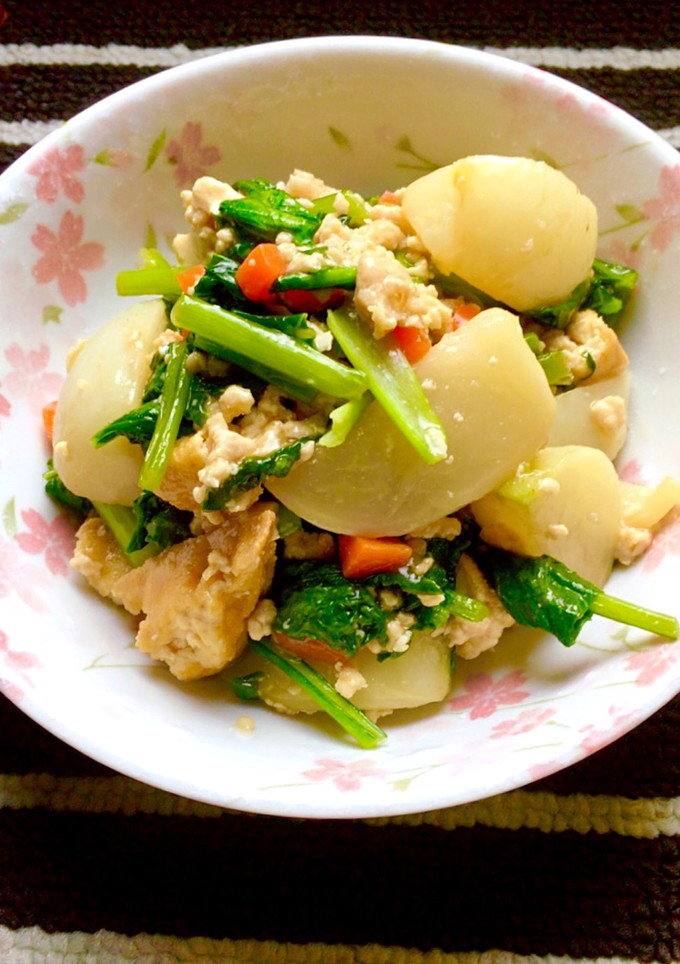 カブと厚揚げ✤麺つゆガーリックそぼろ煮-レシピのメイン写真