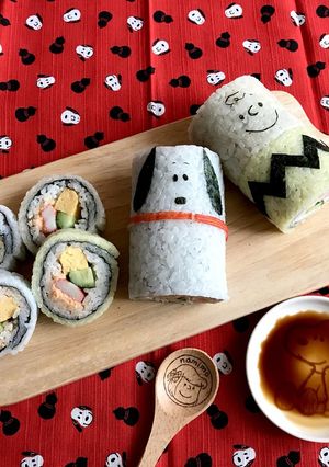 恵方巻き デコ太巻き スヌーピー-レシピのメイン写真